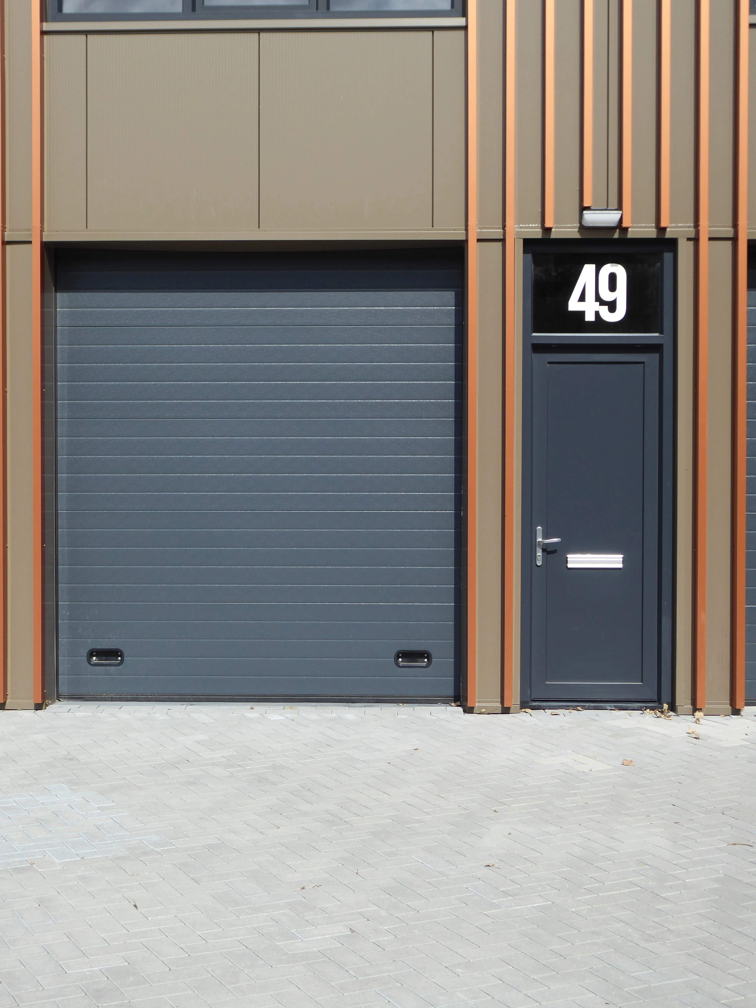 Residential garage door in Waxahachie